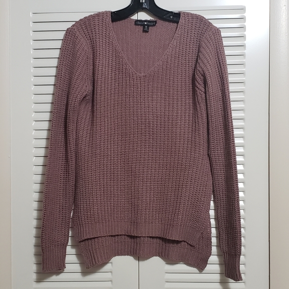 Derek Heart Sweaters - Derek Heart knitted sweater